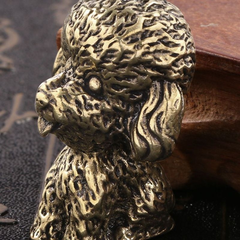 仿古做旧铜微雕动物贵宾犬小摆件实心黄铜生肖狗铜手把件古玩