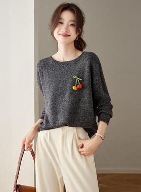 ROUMIKL秋冬高级感新款圆领套头针织衫别致立体装饰宽松显瘦灰色