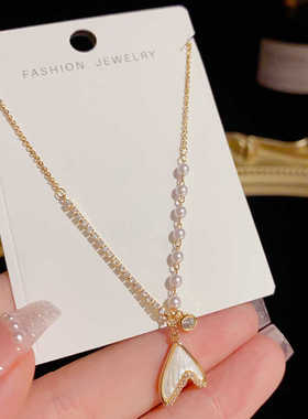 小众设计2024新轻奢鱼尾珍珠项链