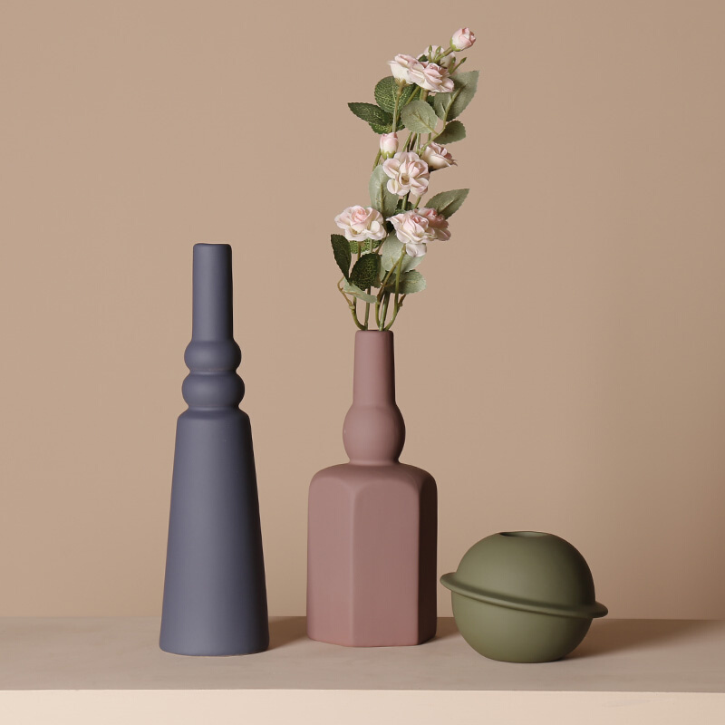 创意莫兰迪色彩花瓶哑光质感陶瓷材质花瓶样板间简约装饰花器摆件