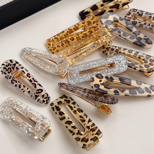 Leopard colored acrylic water droplet clip, square edge clip