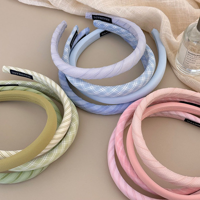 Checkered headband, solid color hair clip, retro French head