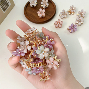 The new five-petal flower clip  clip on the side headdress