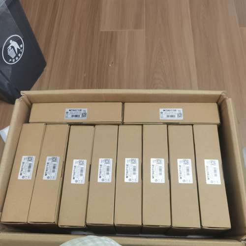 适用通触摸屏，7寸带网口，MT8071IE，便宜处理！！议价