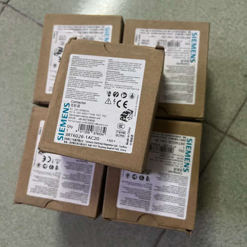 适用接触器  型号3RT6026-1AC20  9 个，议价