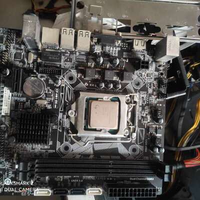 适用七彩虹H81主板+G1840CPU，图三接口有些锈迹，只包正议价