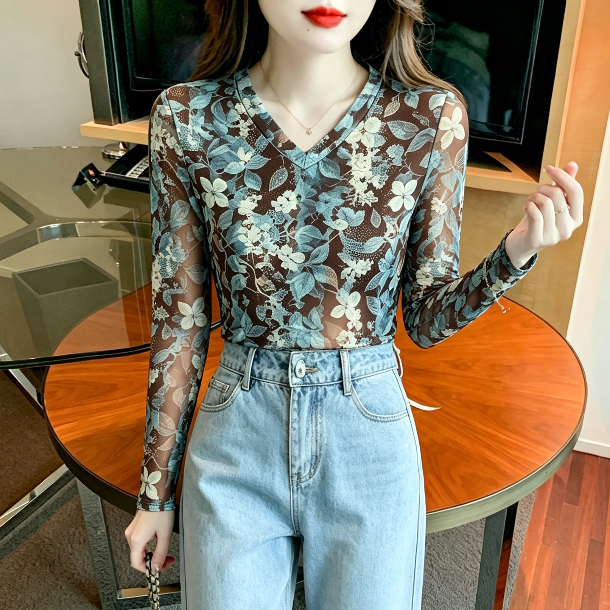 优雅风碎花网纱小衫女长袖V领内搭减龄薄款蕾丝打底衫印花上衣