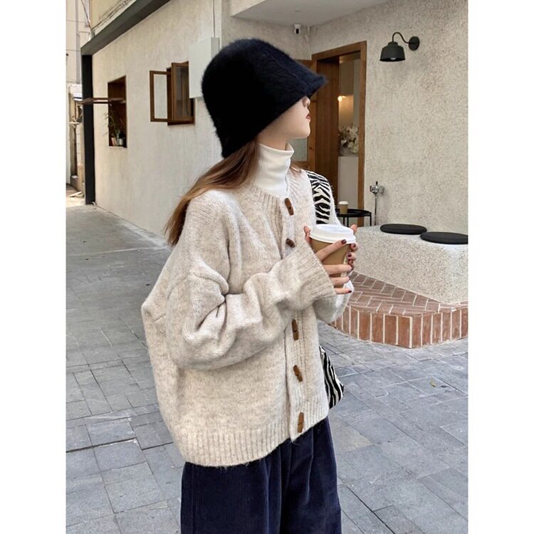 复古牛角扣毛衣秋冬外套韩版慵懒风针织开衫外穿上衣新款女装秋