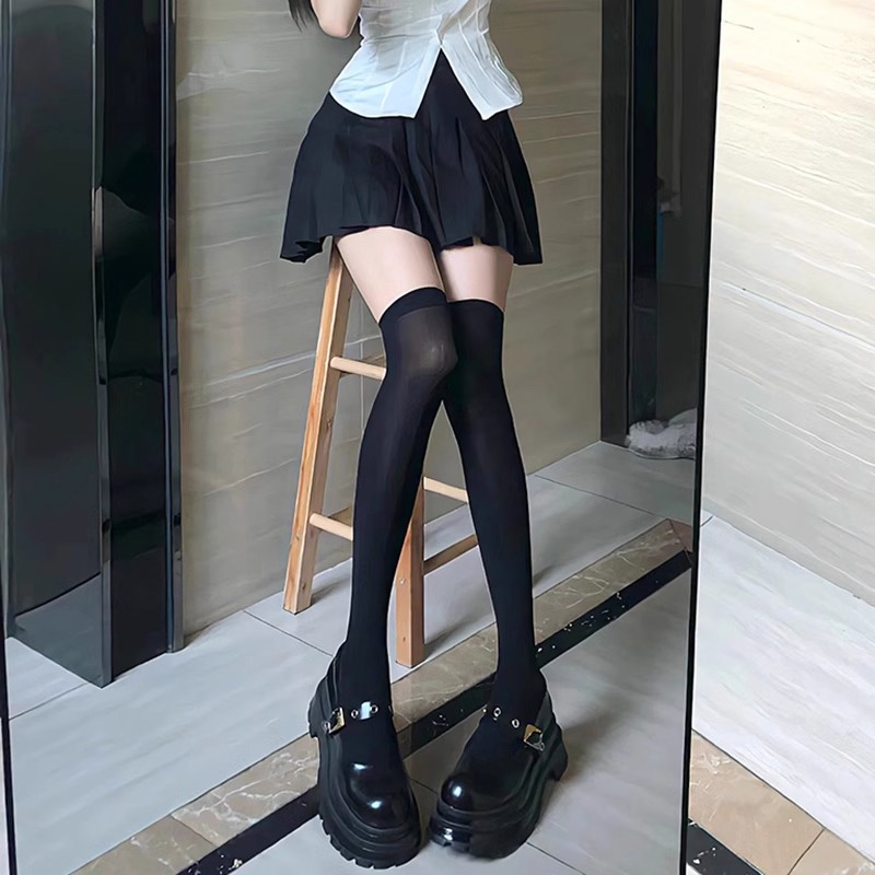 日系jk天鹅绒白色丝袜女压