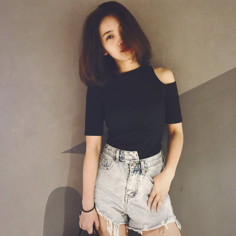 黑色别致t恤短袖露肩上衣女夏季紧身圆领轻熟风斜肩性感漏肩体恤