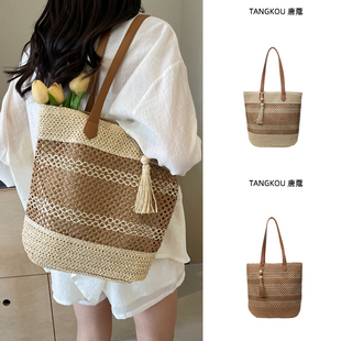 大容量草编包女2024新款海滩度假沙滩包通勤托特包百搭单肩编织包