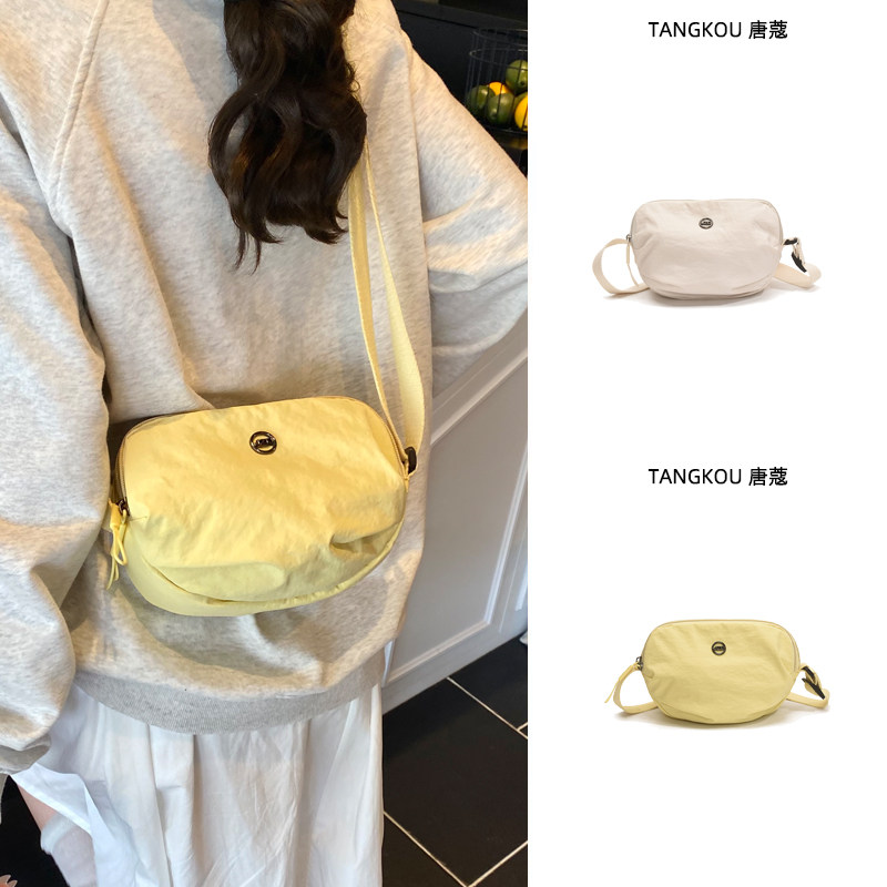 外出轻便手机包包女2025新款百搭斜挎包休闲尼龙帆布包户外骑行包