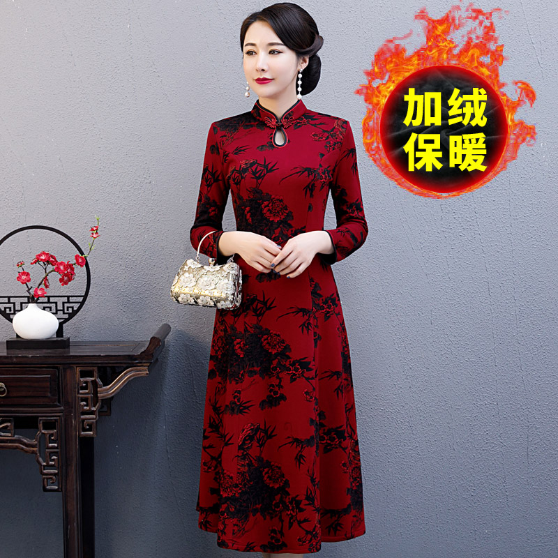 中老年女秋冬装加绒加厚连衣裙保暖新款高贵喜妈妈装改良版旗袍裙