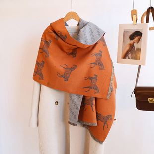 秋冬骏马双面围巾女百搭字母提花仿羊绒披肩两用冬天保暖护颈围脖
