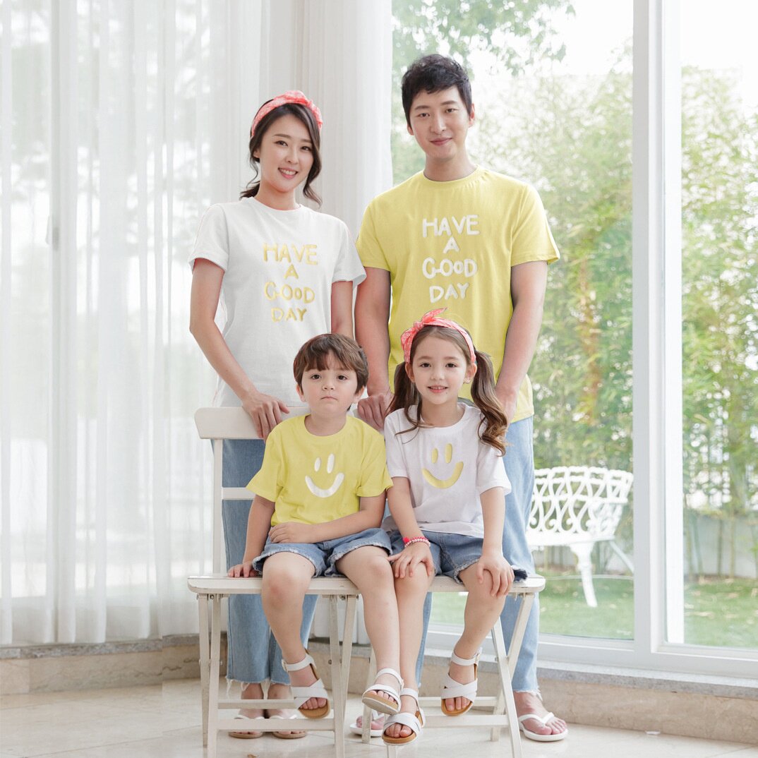 2026新款夏季韩版亲子装一家三口四口婴儿母子棉短袖T恤笑脸印花