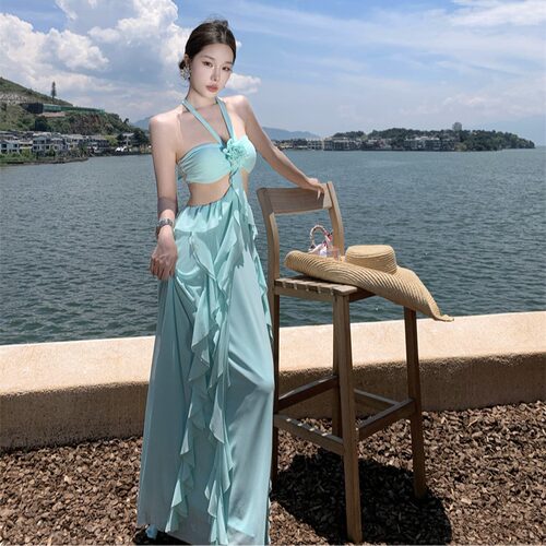 2026新款挂脖抹胸荷叶边露背长裙女夏季海边度假沙滩连衣裙高品质