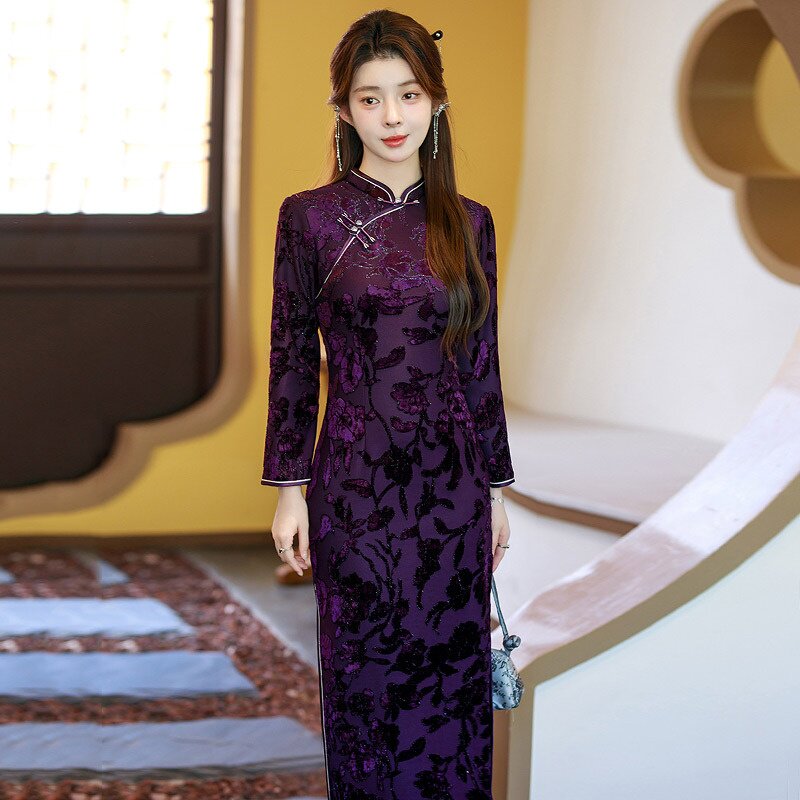2026新款紫色丝绒加绒国风苏州长袖改良旗袍冬季厚款女新中式秋冬
