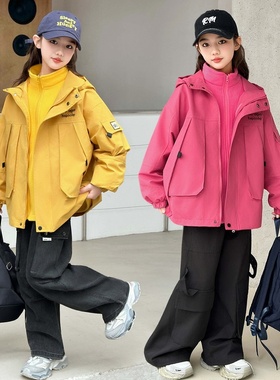 2025新款儿童冲锋衣三合一可拆卸秋冬装女童加厚防风户外加厚
