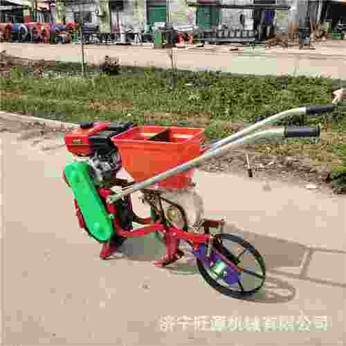 播手推玉米汽机精播机汽油种施肥一体自油走式大豆播种机