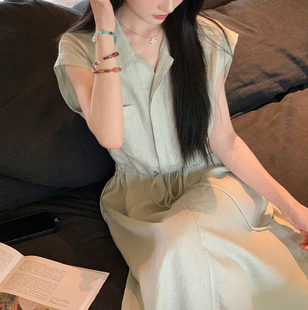 亚麻休闲抽绳收腰无袖V领连衣裙女夏慵懒风清新透气薄荷绿衬衫裙