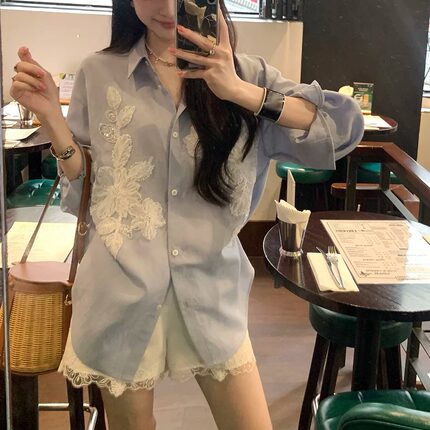 诗文同款莱赛尔慵懒松弛感重工撞色蕾丝订珠绣片衬衫宽松落肩上衣