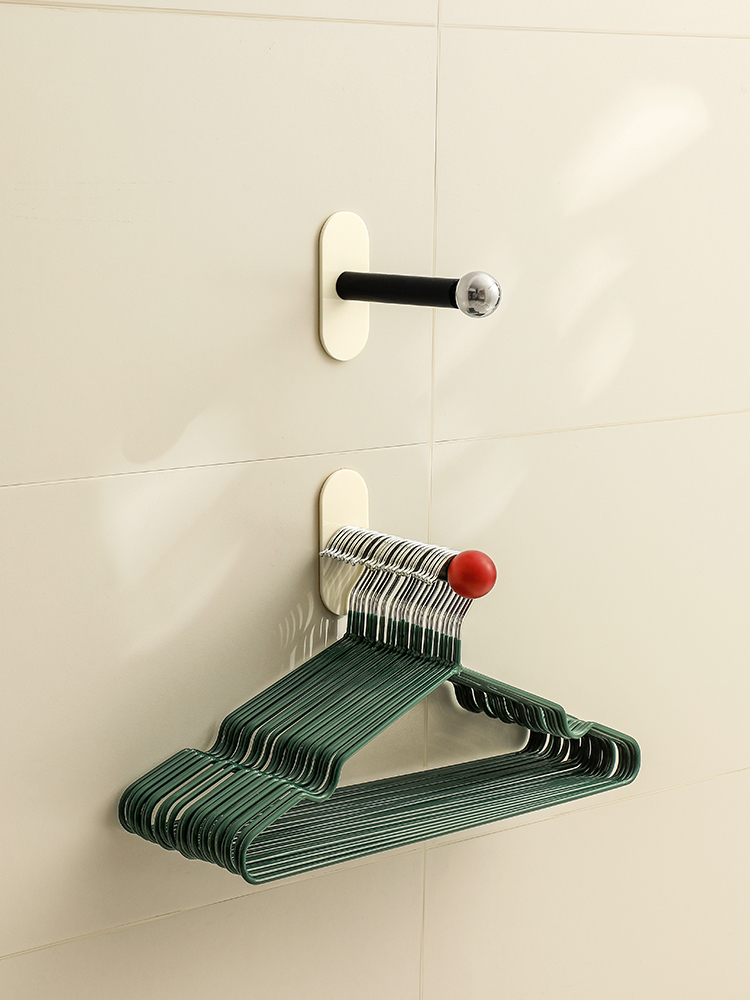 懒地北欧创意衣架收纳架免打孔收纳挂钩阳台壁挂式墙上时尚挂衣架