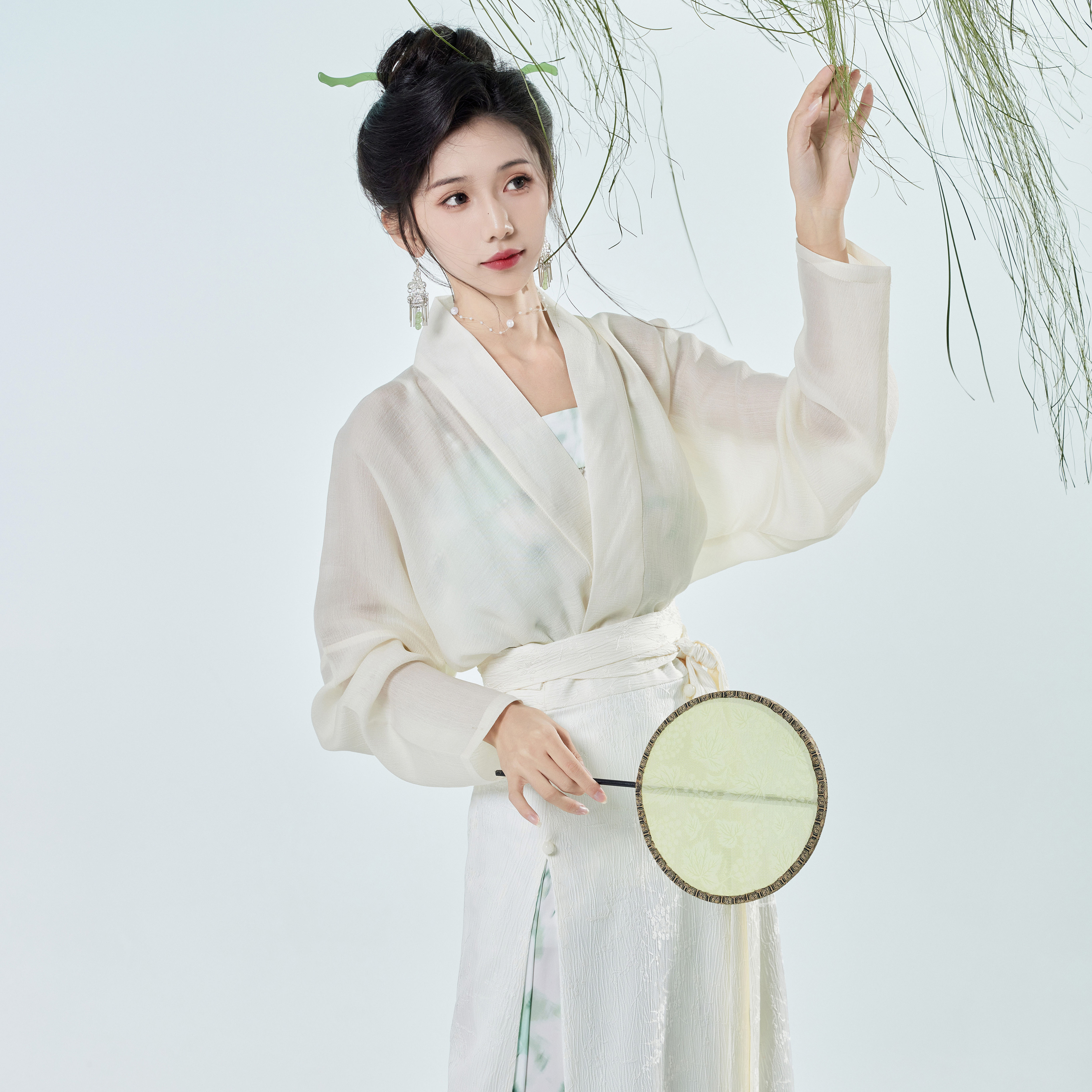 今时月2023年夏宋制汉服三件套