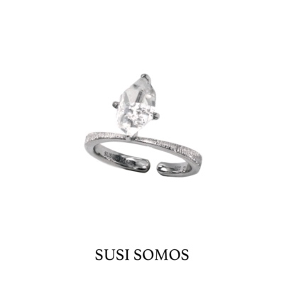 SUSISOMOS水晶细戒指天然闪灵钻