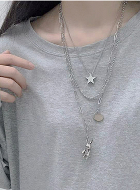 叠戴星星机械兔子毛衣链钛钢长款