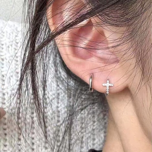 超闪镶钻十字架双耳洞素圈叠戴组合耳圈经典 百搭耳扣小众耳骨钉