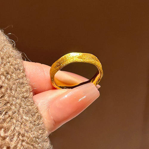 金色丝绸纹理戒指女小众设计感