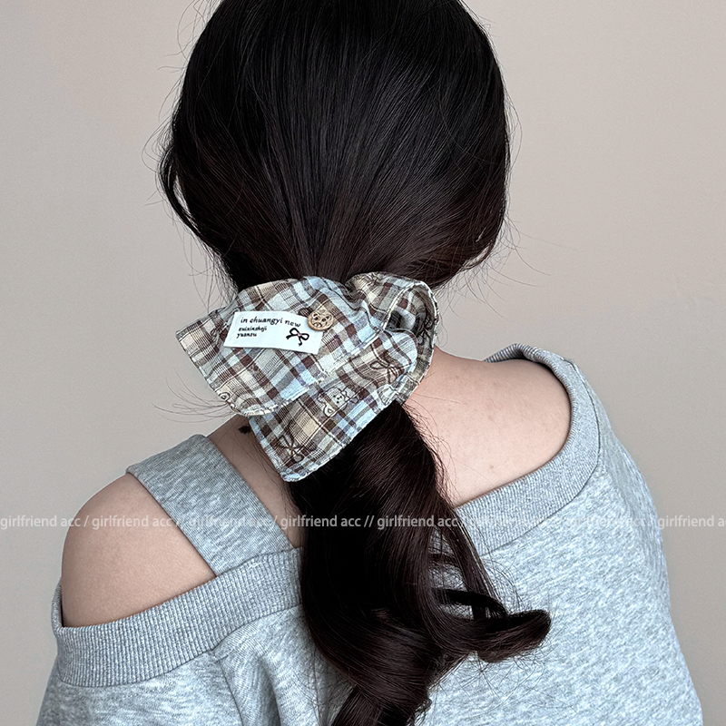 韩系格纹小熊方巾！girlfriend
