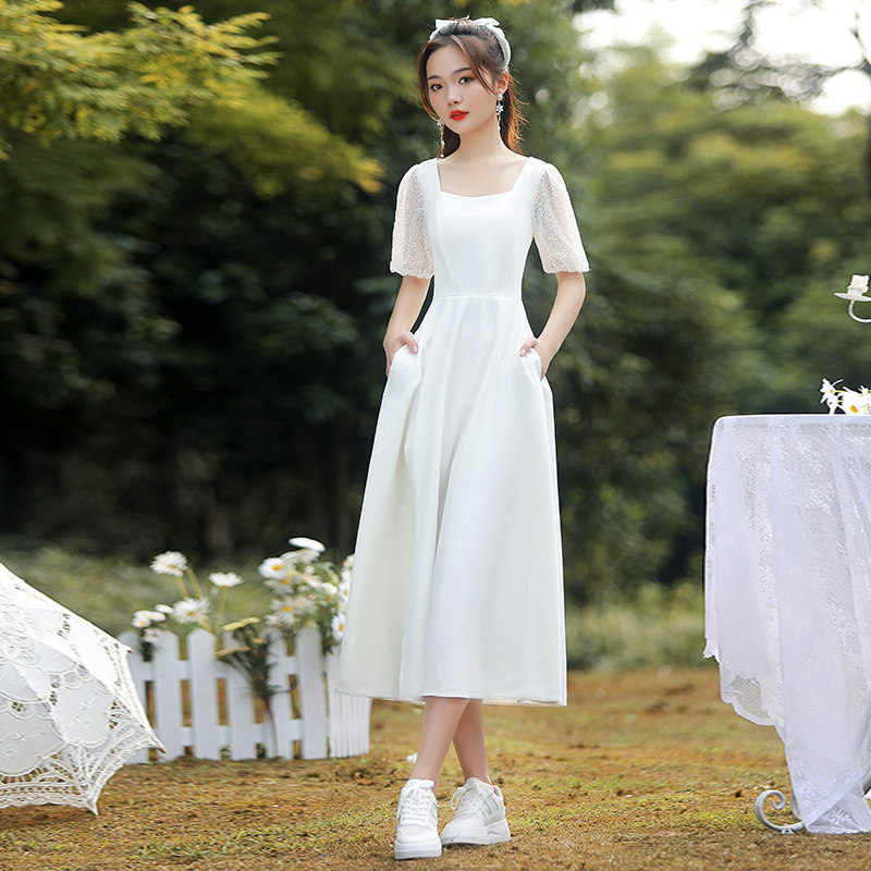 领证小白裙大码方领缎面显瘦轻婚纱礼服法式登记订婚连衣裙夏裙子