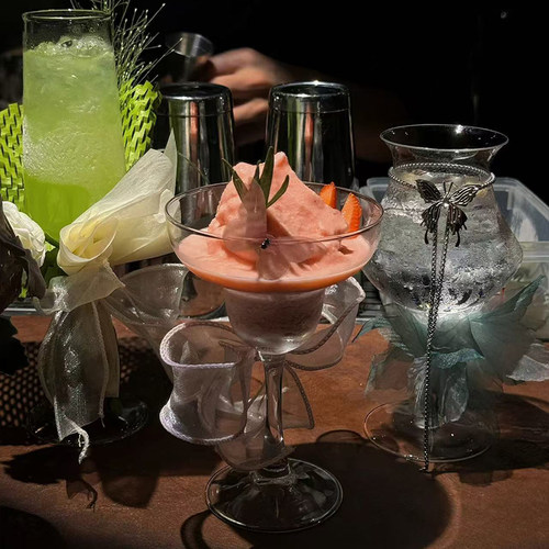 京洛再无佳人调酒杯高脚鸡尾酒杯
