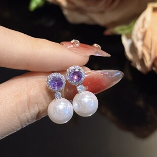 杨杨babytime 优雅贵气 轻奢爆闪紫色方糖单钻10mm珍珠耳钉银针