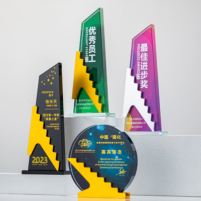 创意造型水晶金属奖杯定制