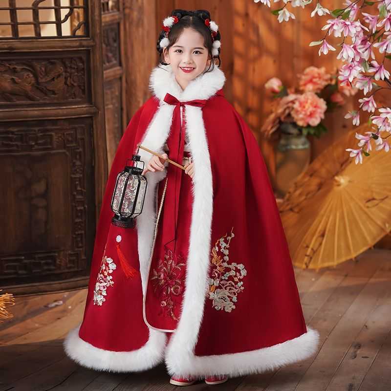 中国风儿童加厚汉服披风外套女童