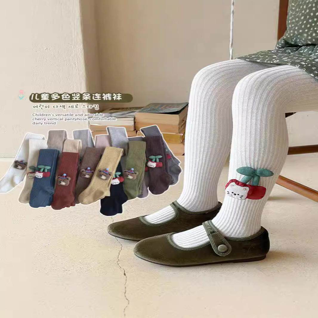 24女童打底裤春秋抽条双针薄款外穿内搭卡通樱桃熊连袜裤儿童打底