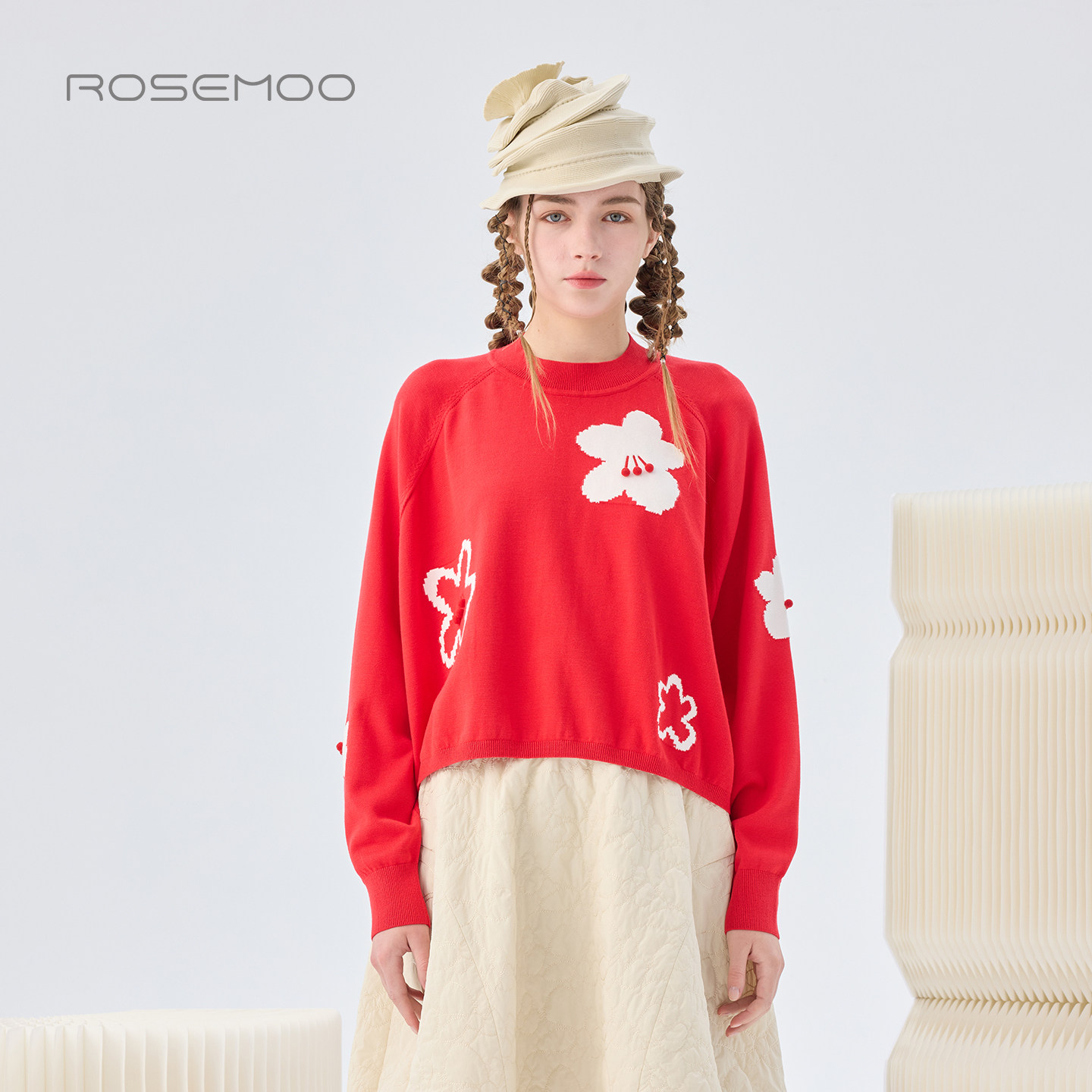 容子木ROSEMOO26春【商场同款】亲肤干爽花朵套头衫RWM1TP133A