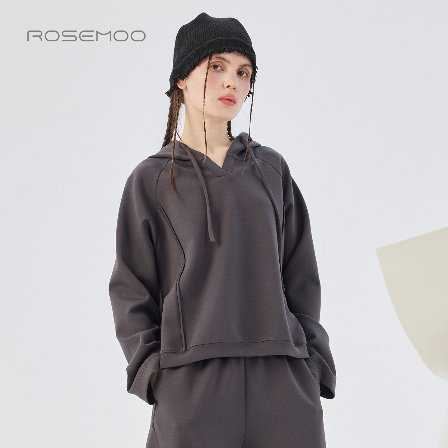 容子木ROSEMOO25秋商场同款微弹含莫代尔连帽卫衣上衣RSS3TP319C