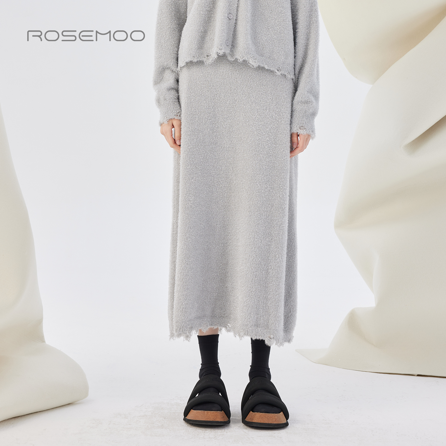 容子木ROSEMOO25秋商场同款软糯亮丝毛织松紧腰半裙RSS3QP340C