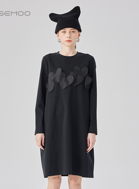 容子木ROSEMOO24年秋季新微弹针织拼接爱心连衣裙RCL3LC264B