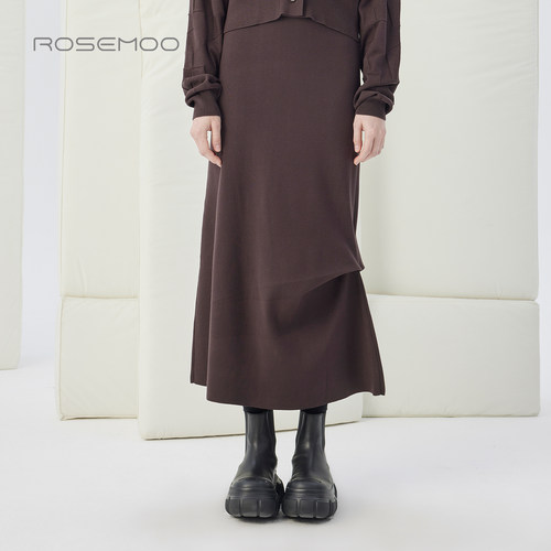 容子木ROSEMOO25冬【商场同款】亲肤柔软捏褶毛织半裙RSS4QP330C