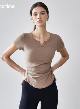 movingtime瑜伽上衣带胸垫紧身显瘦普拉提训练服跑步专业健身短袖