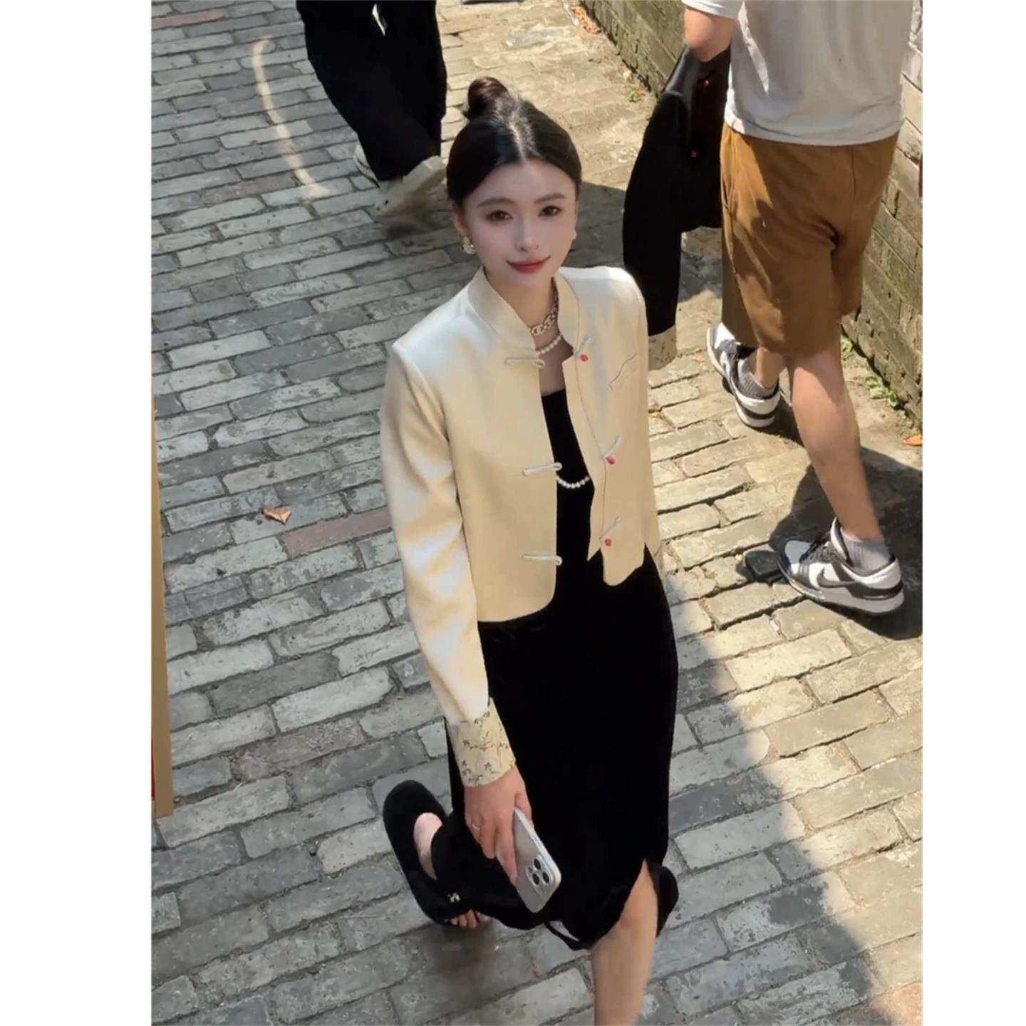 JOYIASS巨好看的早秋套装高级感新中式短款外套上衣开叉吊带连衣