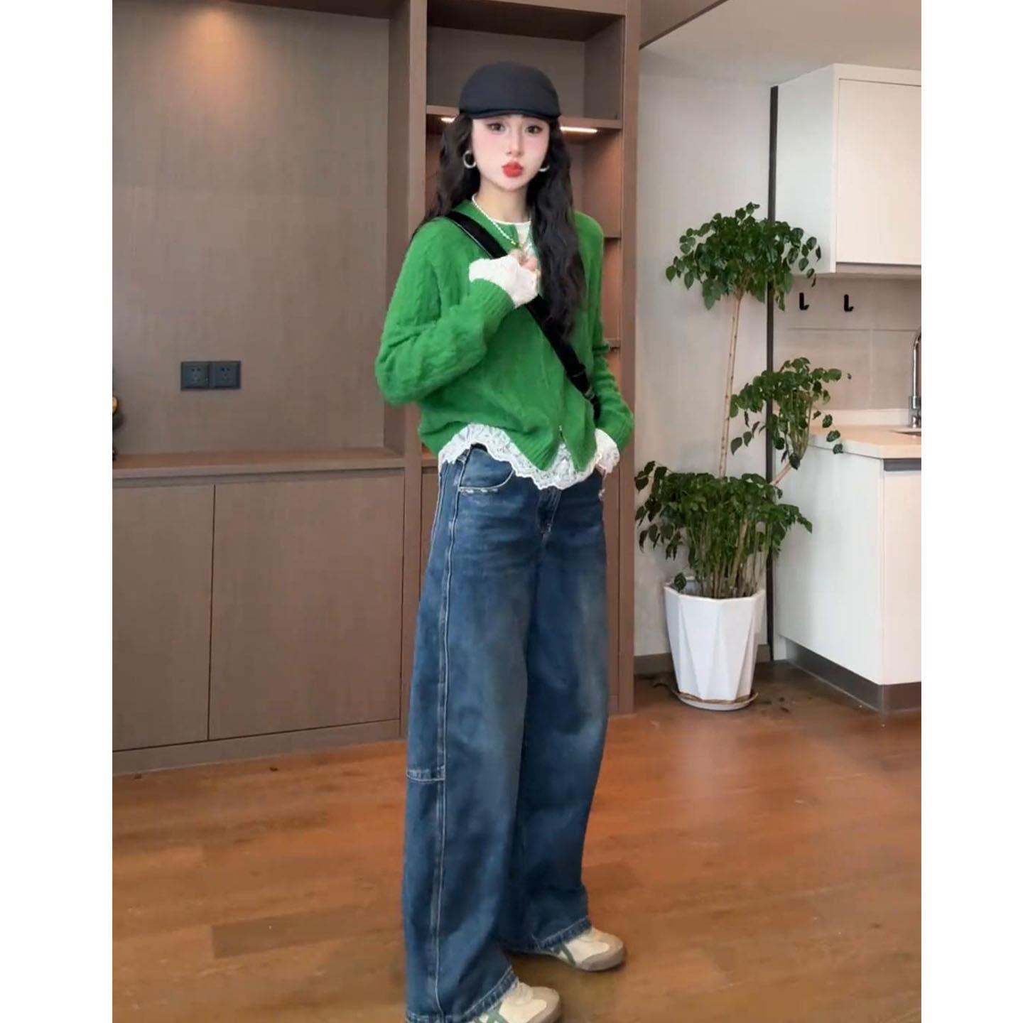 JOYIASS巨好看的冬装一整套显瘦内搭蕾丝上衣覆古麻花毛衣牛仔裤