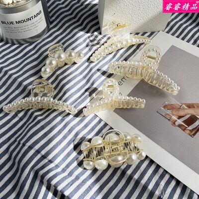 Pearlhairpinbackdg珍