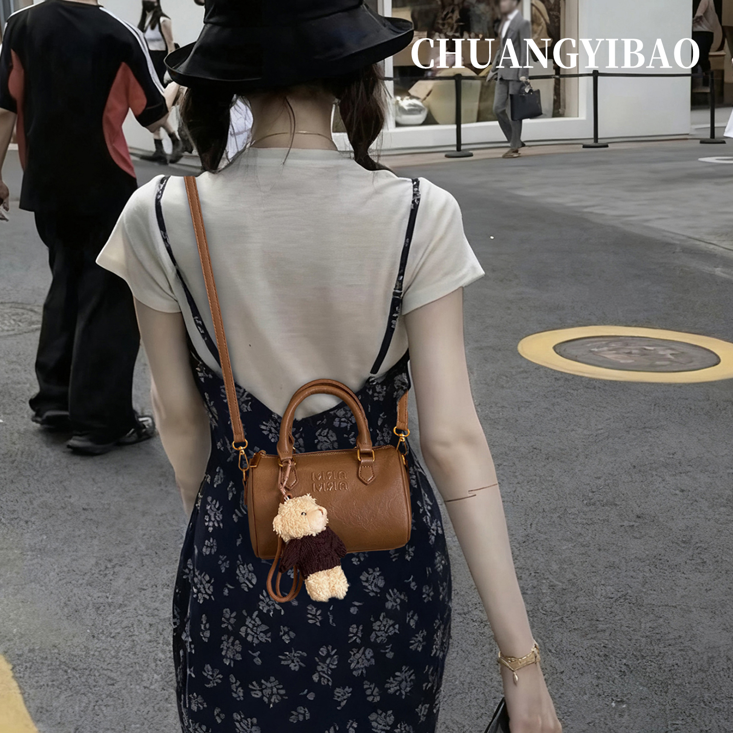 【品牌直营】棕色超火手提圆筒包