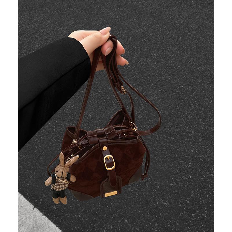 【品牌直营】大容量复古水桶包