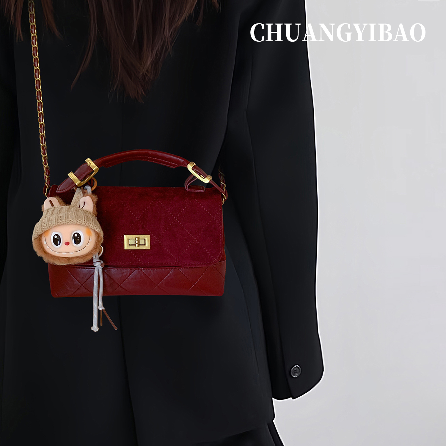 【品牌直营】磨砂菱格手提包